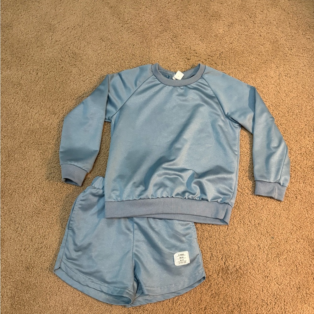 SHEIN Light Denim Blue Crewneck Top
